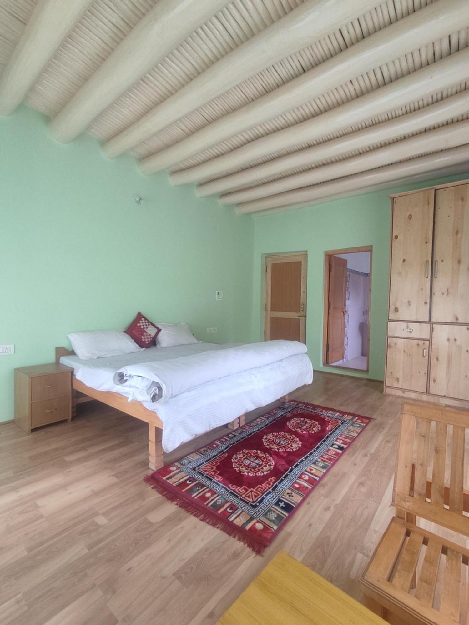 Streamlet Homestay Leh Extérieur photo